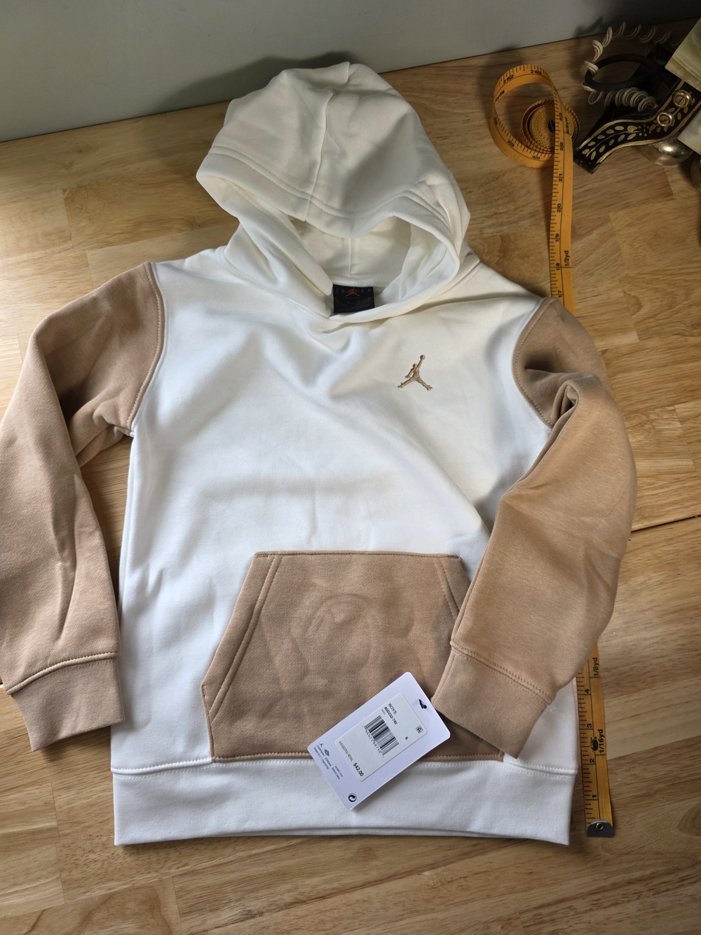 NWT Boys Size 6 Jordan Cream Hoodie with Tan Jumpman